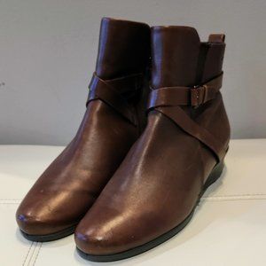 Brown Leather Ecco Booties